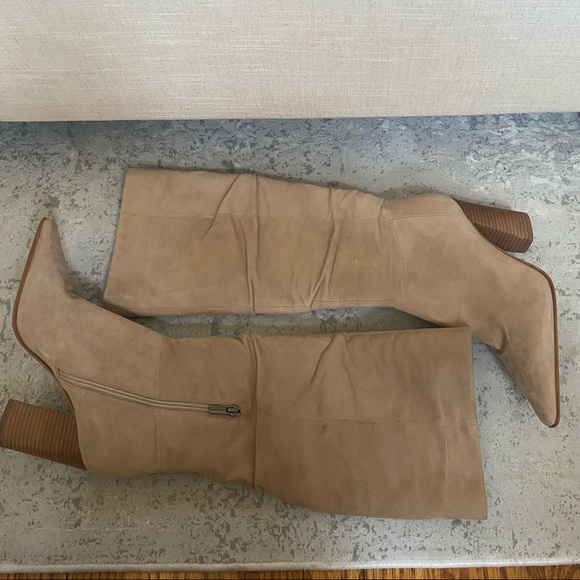 New! Vince Camuto Derika Boots in Tortilla, SZ 9 - Picture 7 of 13